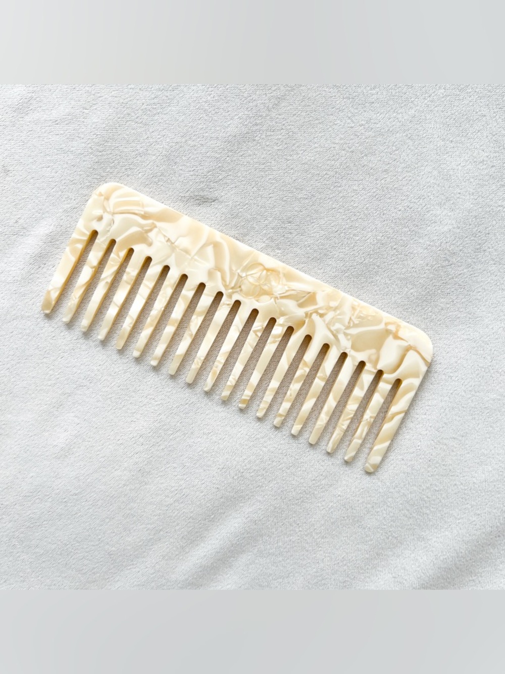 Ivory Marbled Wide-Tooth Comb - Picture 1 of 3